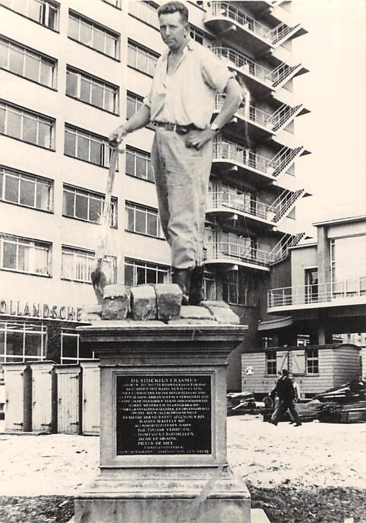 Standbeeld voor de arbeider